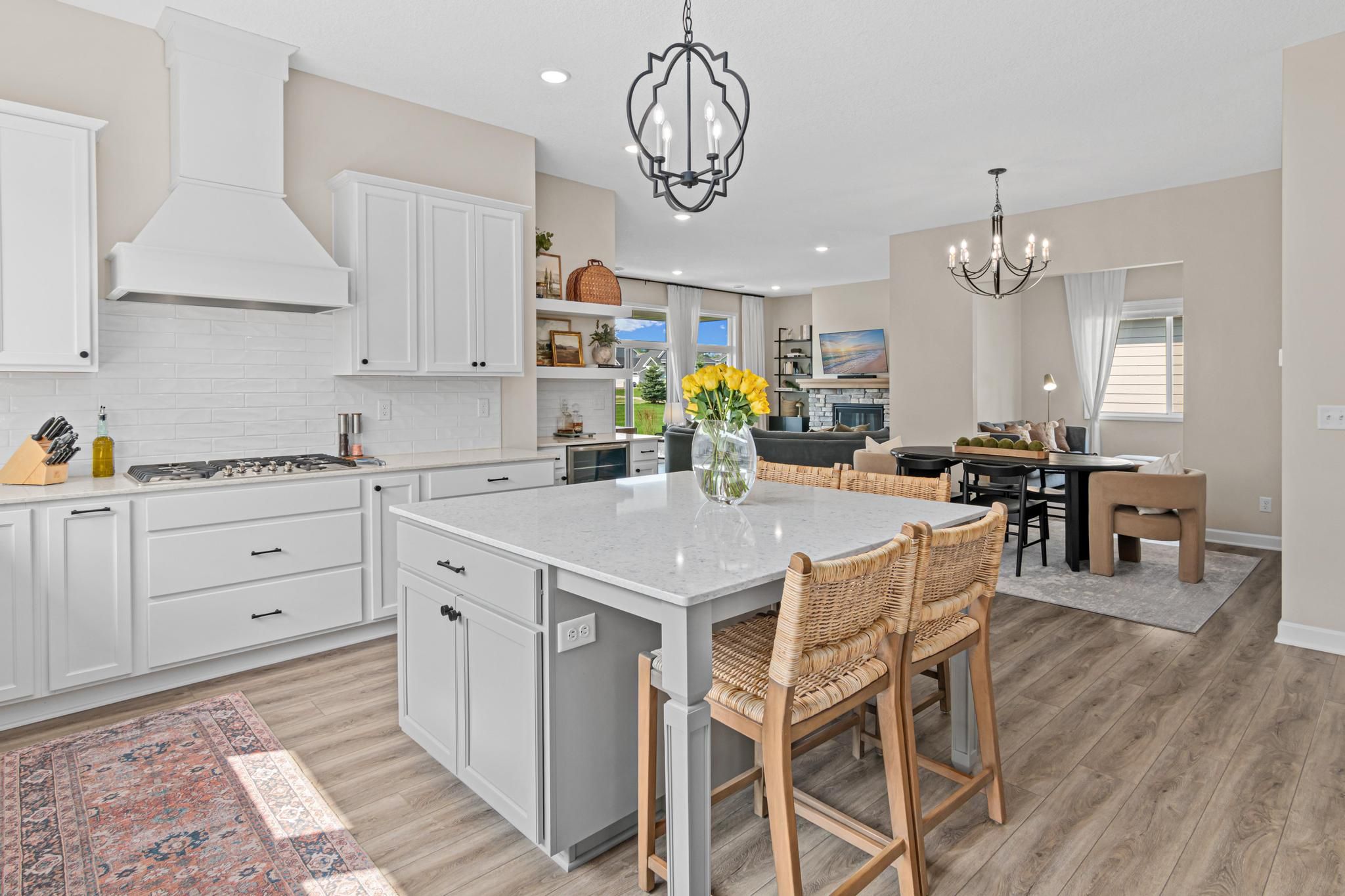 Effortless One-Level Living in Beautiful Lakeville - 物件實景