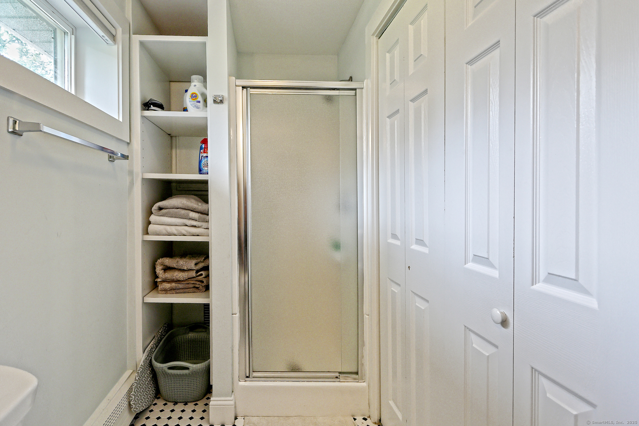 Old Saybrook, Connecticut, 06475, United States, 3 Bedrooms Bedrooms, ,2 BathroomsBathrooms,Residential,For Sale,1882738