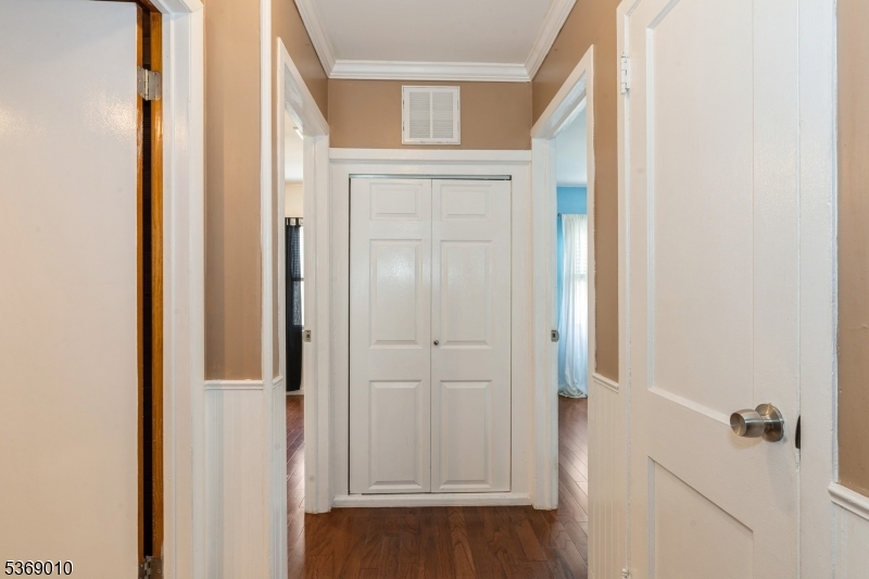 Rahway City, New Jersey, 07065, United States, 3 Bedrooms Bedrooms, ,2 BathroomsBathrooms,Residential,For Sale,1883212