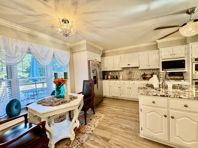 Paragould, Arkansas, 72450, United States, 5 Bedrooms Bedrooms, ,3 BathroomsBathrooms,Residential,For Sale,1955284