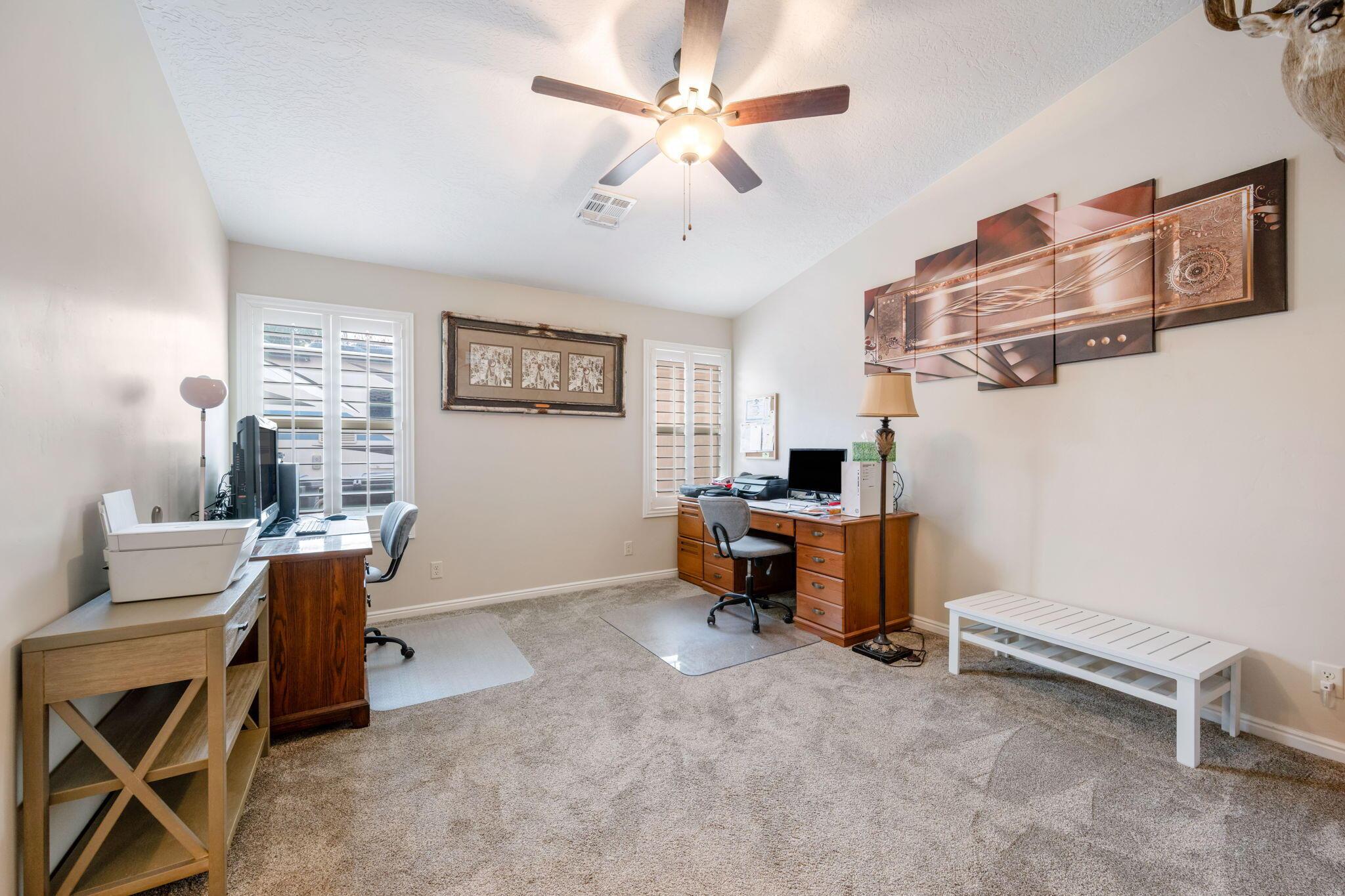 Washington, Utah, 84780, United States, 3 Bedrooms Bedrooms, ,4 BathroomsBathrooms,Residential,For Sale,1995130