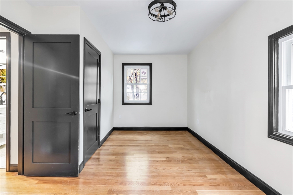 Billerica, Massachusetts, 01821, United States, 4 Bedrooms Bedrooms, ,3 BathroomsBathrooms,Residential,For Sale,1980011