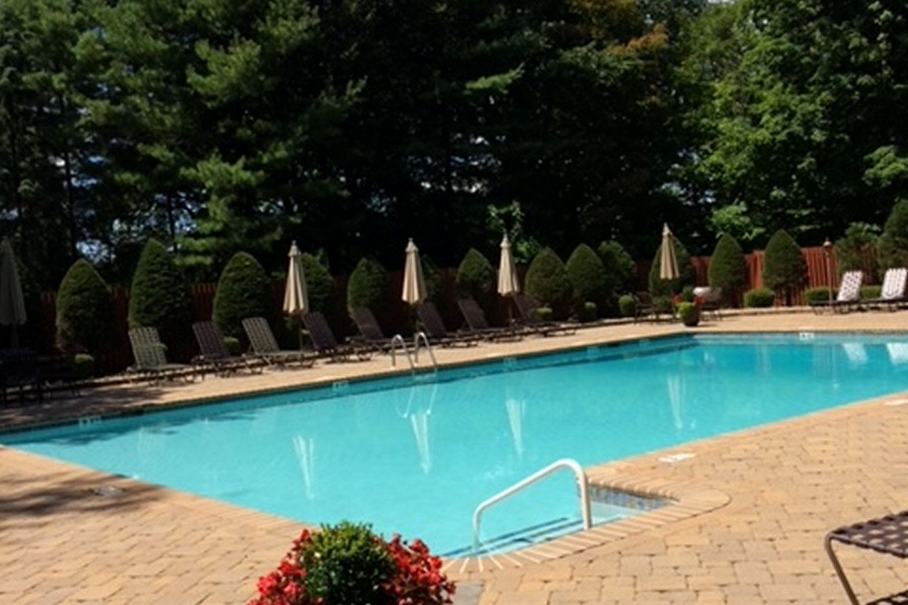  51 Hidden Ledge Road, Englewood, NJ 07631 - 物件實景