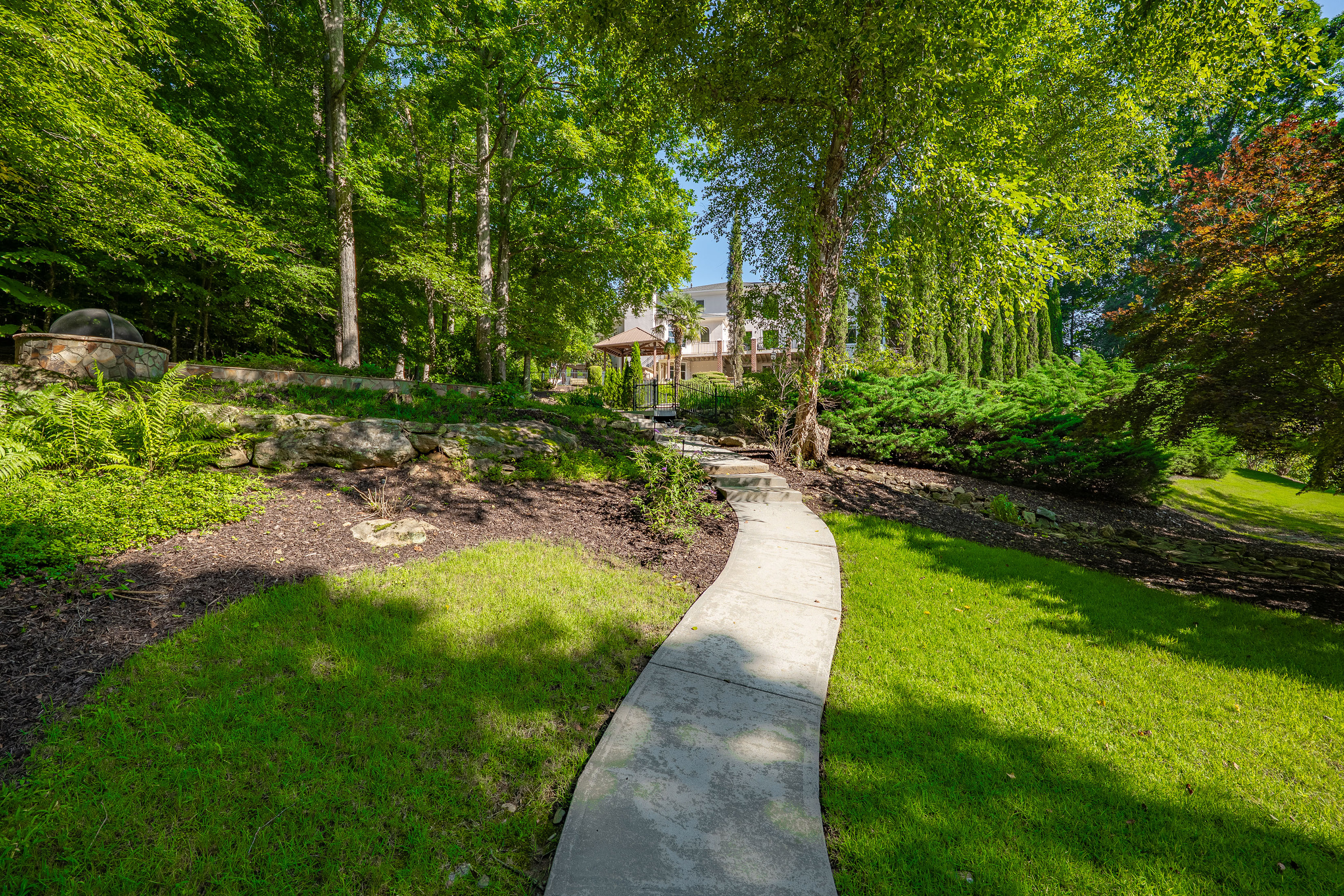  Exceptional Seven Bedroom Estate on Private Cul-de-sac - 物件實景