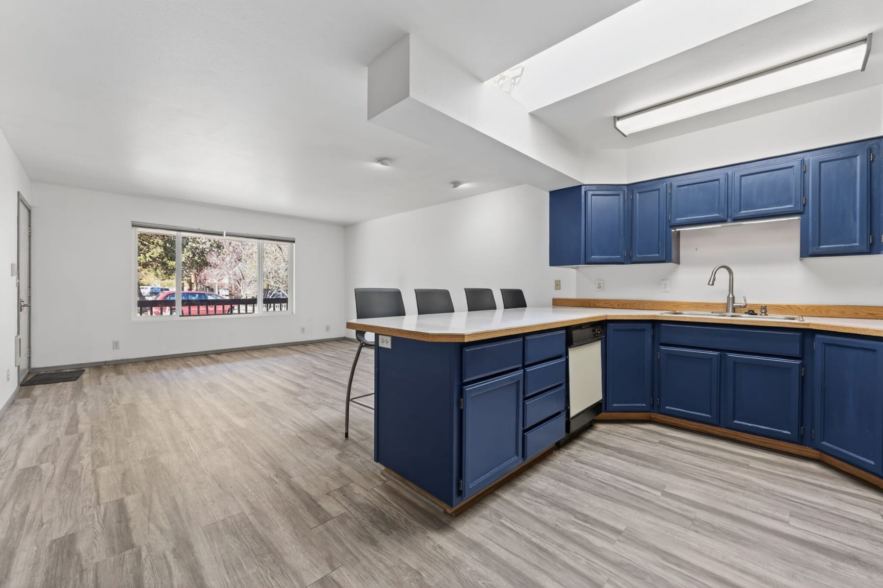  908 SE Stratford Court Bend, OR 97702 - 物件實景