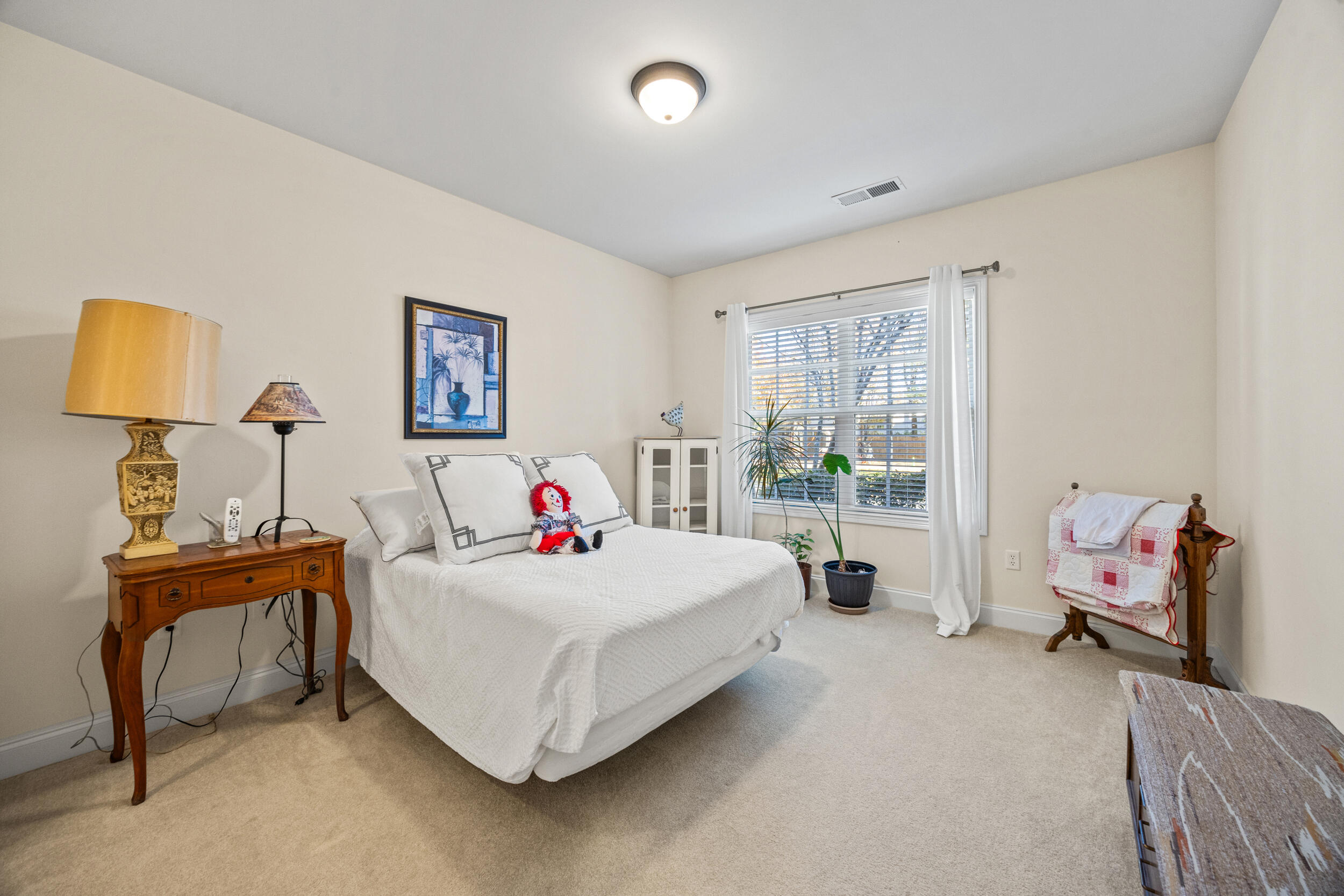 Lexington, Kentucky, 40503, United States, 2 Bedrooms Bedrooms, ,2 BathroomsBathrooms,Residential,For Sale,1995955