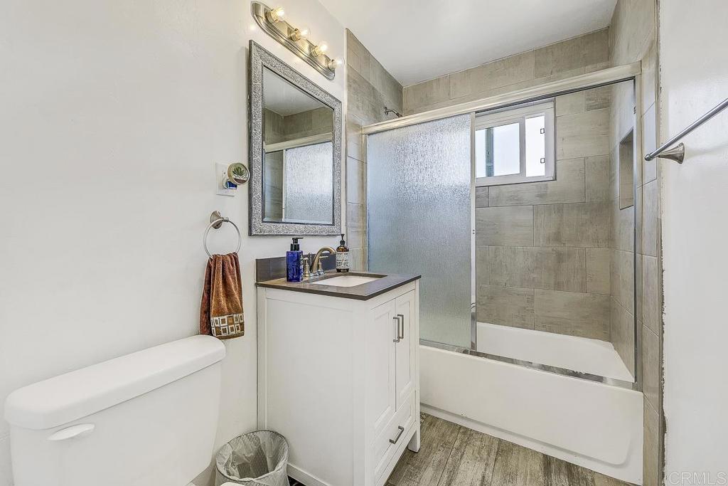 Escondido, California, 92027, United States, 3 Bedrooms Bedrooms, ,1 BathroomBathrooms,Residential,For Sale,1942243