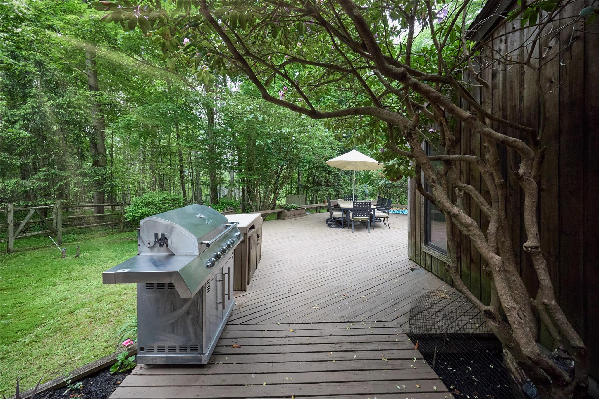 Katonah, New York, 10536, United States, 4 Bedrooms Bedrooms, ,4 BathroomsBathrooms,Residential,For Sale,1827293