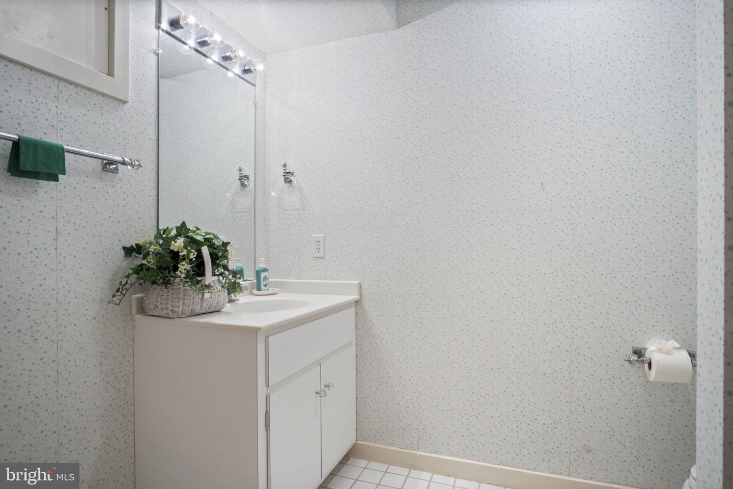 Frederick, Maryland, 21702, United States, 4 Bedrooms Bedrooms, ,3 BathroomsBathrooms,Residential,For Sale,1989312