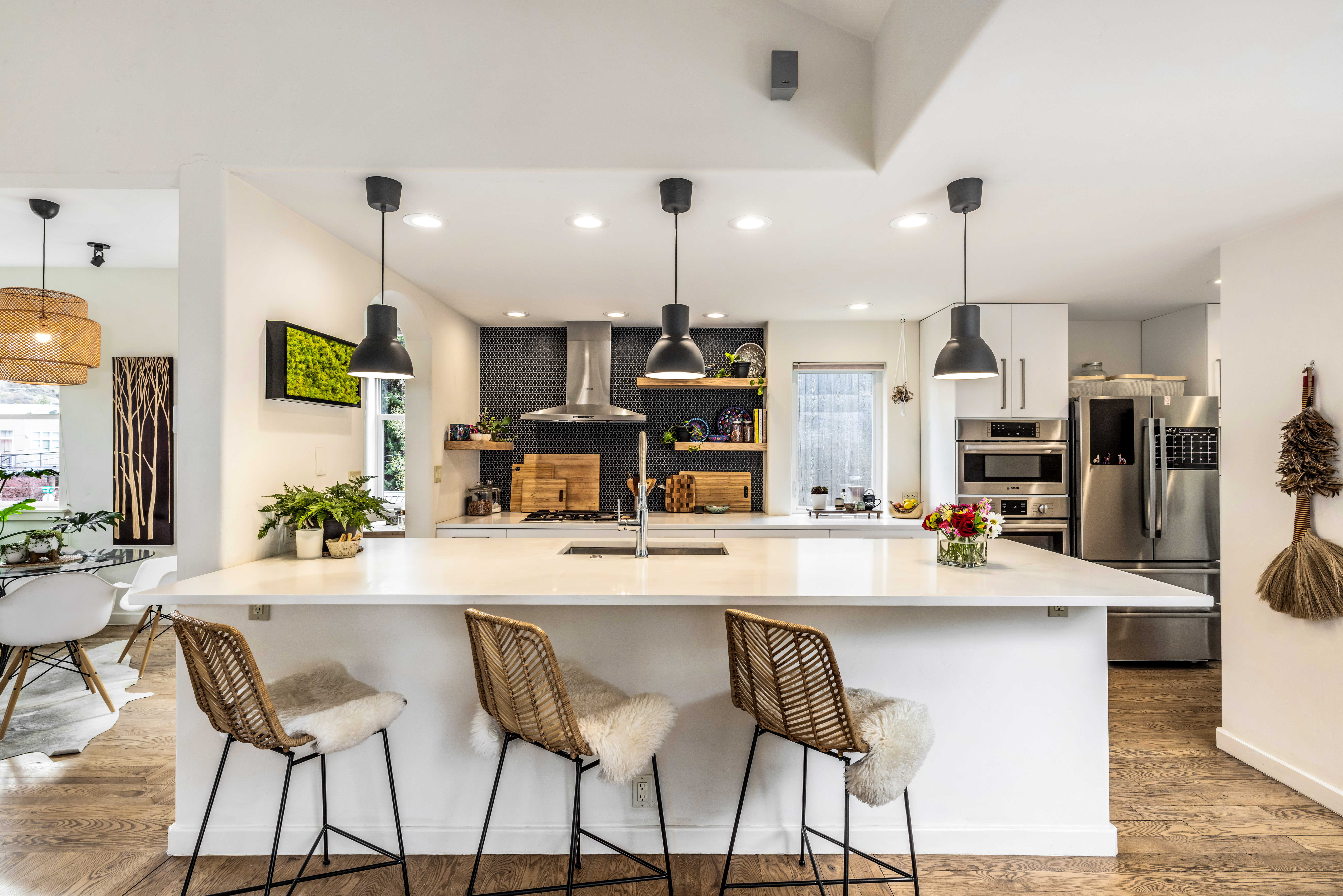  Mountain Views, Unique, Warm, Inviting and Functional Floor Plan - 物件實景