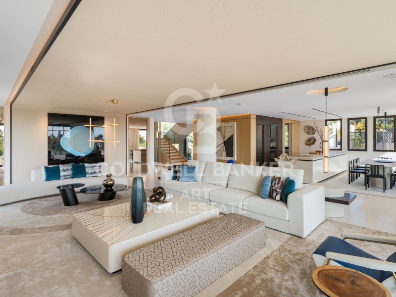 Marbella, Andalusia, ES, 5 Bedrooms Bedrooms, ,6 BathroomsBathrooms,Residential,For Sale,1985219