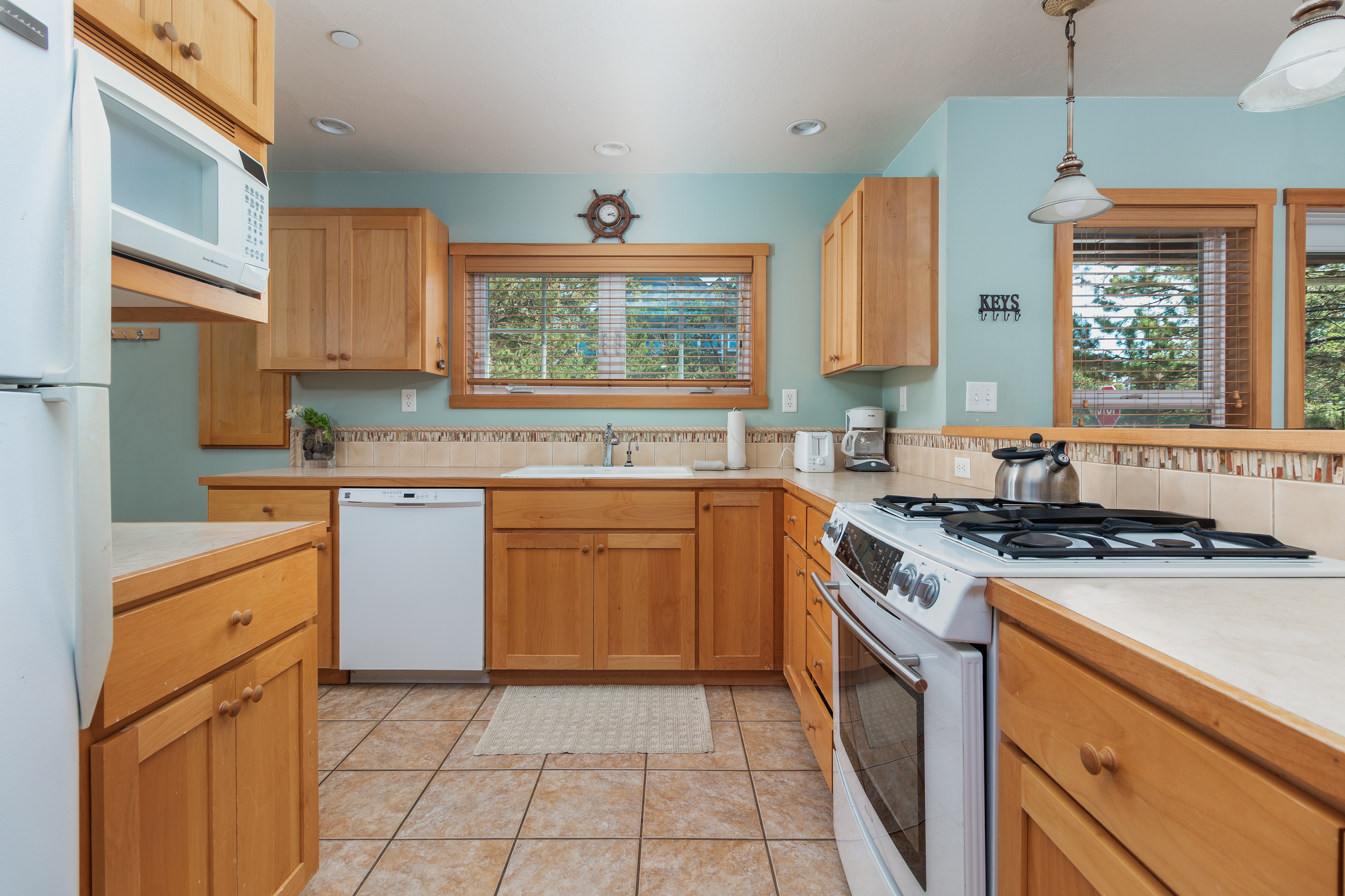 Pacific City, Oregon, 97135, United States, 3 Bedrooms Bedrooms, ,Residential,For Sale,1869941