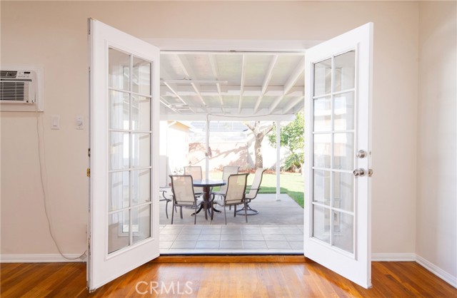 Lakewood, California, 90712, United States, 3 Bedrooms Bedrooms, ,2 BathroomsBathrooms,Residential,For Sale,1986109