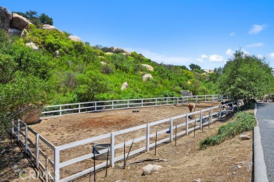 Murrieta, California, 92562, United States, 4 Bedrooms Bedrooms, ,3 BathroomsBathrooms,Residential,For Sale,1850373