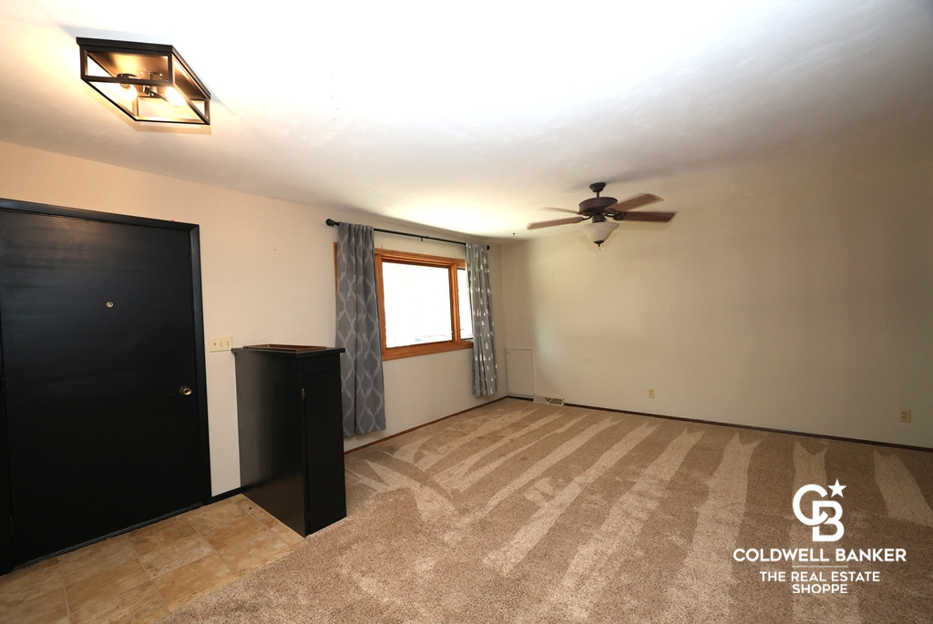 Madison St, Scott City, KS 67871 #1