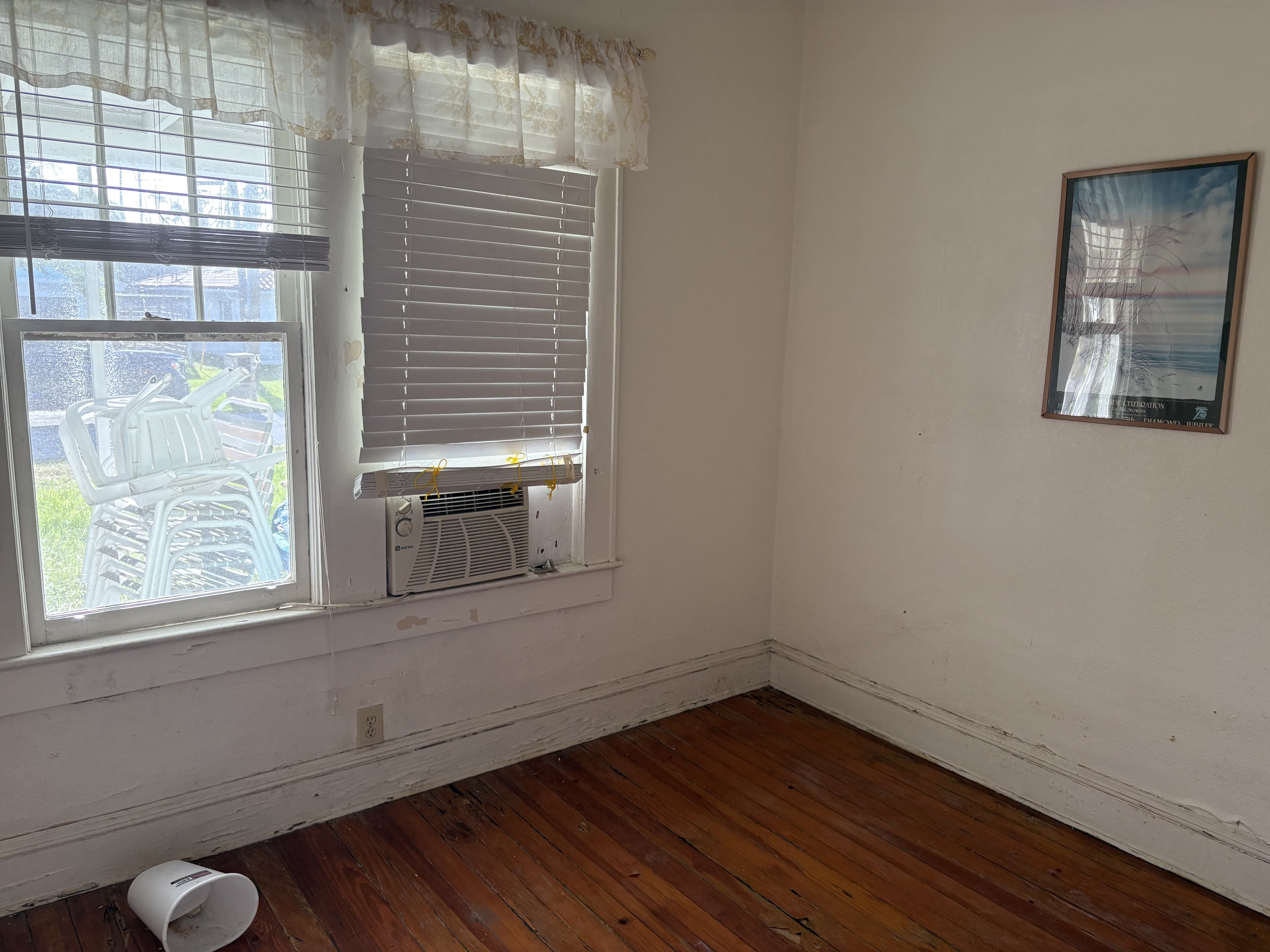 Clearwater Beach, Florida, 33767, United States, 2 Bedrooms Bedrooms, ,2 BathroomsBathrooms,Residential,For Sale,1981499