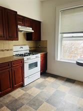 Maspeth, New York, 11378, United States, 5 Bedrooms Bedrooms, ,2 BathroomsBathrooms,Residential,For Sale,1686849