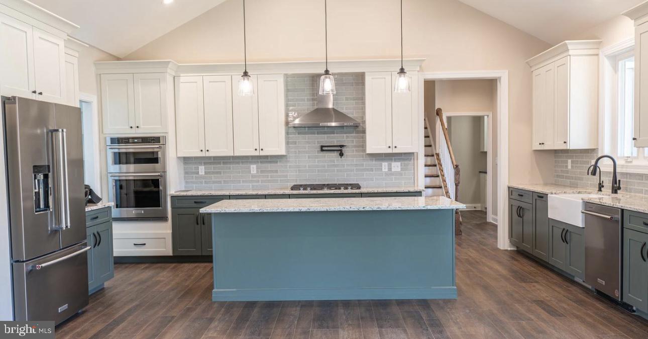 Centreville, Maryland, 21617, United States, 4 Bedrooms Bedrooms, ,4 BathroomsBathrooms,Residential,For Sale,1857175