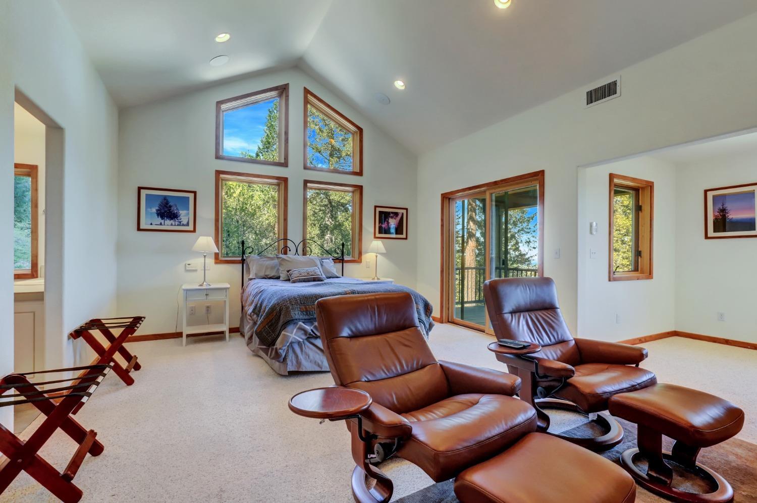 Nevada City, California, 95959, United States, 3 Bedrooms Bedrooms, ,3 BathroomsBathrooms,Residential,For Sale,1937028