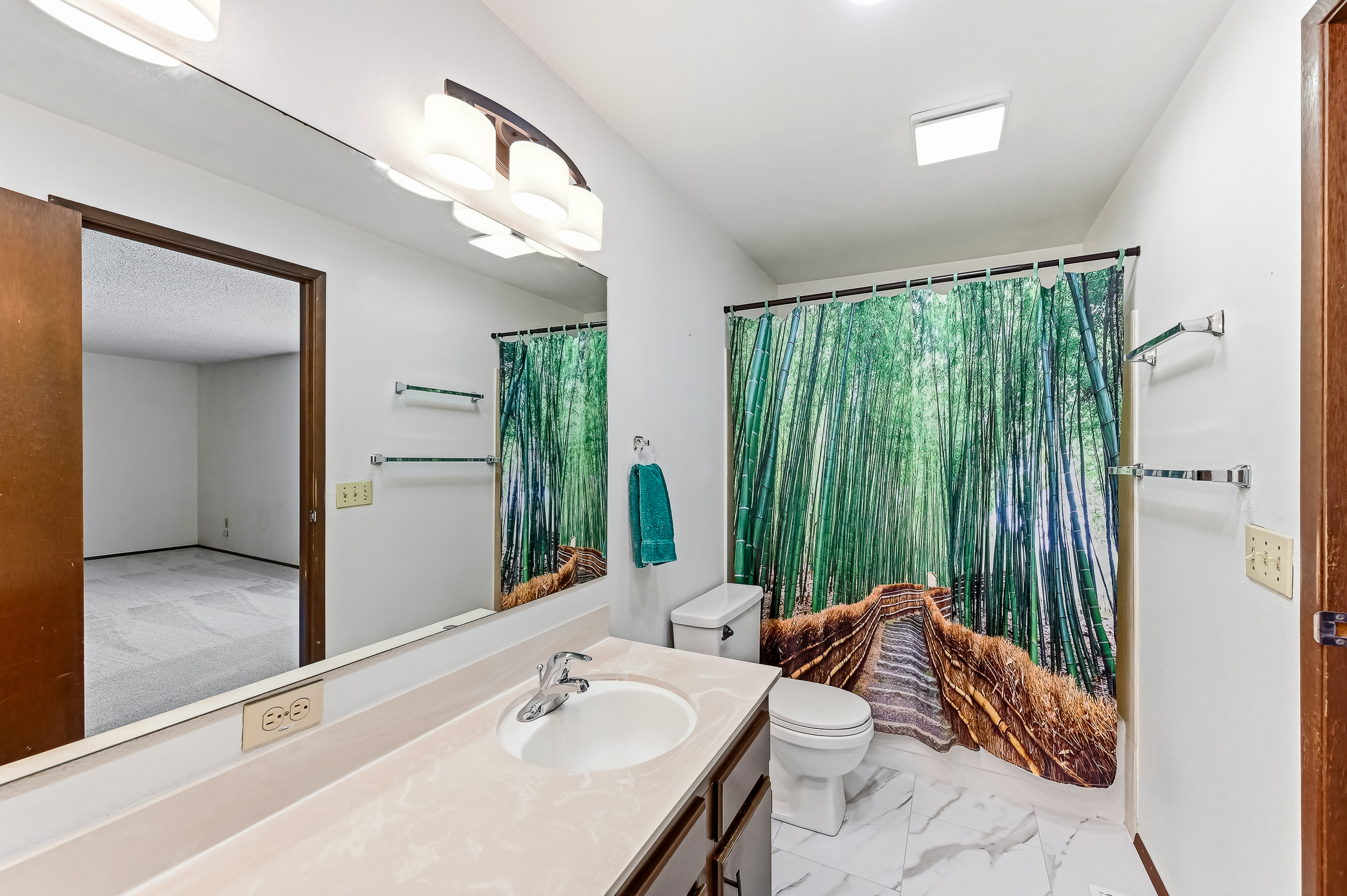  32105 2nd Ave SW, Federal Way, WA 98023 - 物件實景