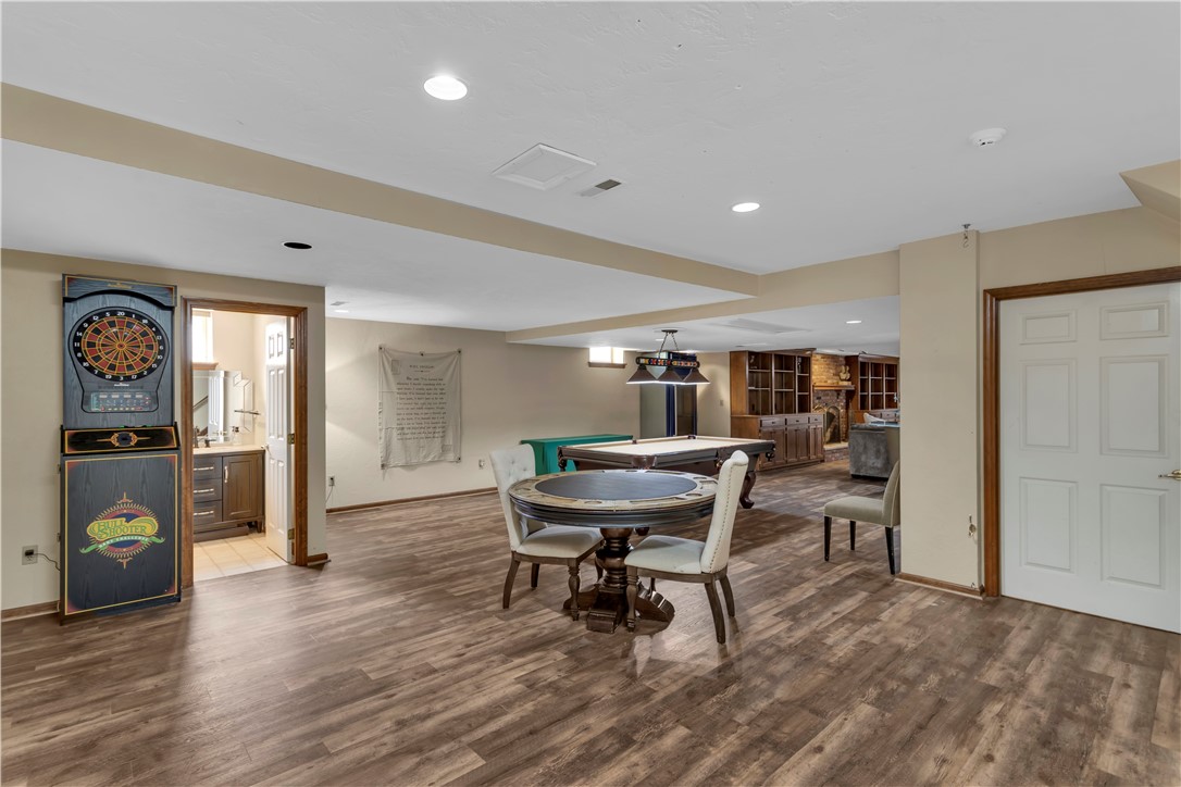 Hampton, Pennsylvania, 15044, United States, 4 Bedrooms Bedrooms, ,6 BathroomsBathrooms,Residential,For Sale,1947069