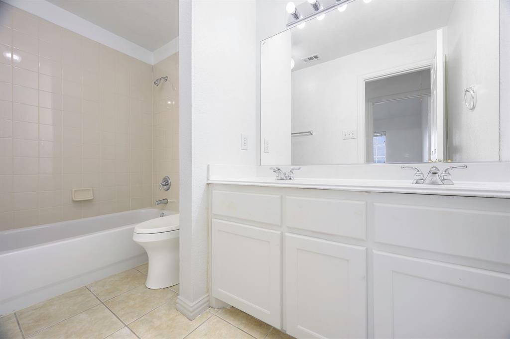 Irving, Texas, 75063, United States, 4 Bedrooms Bedrooms, ,3 BathroomsBathrooms,Residential,For Sale,1874227