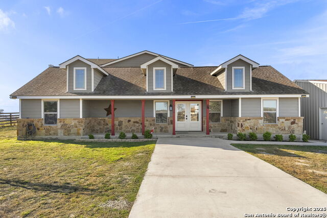 La Vernia, Texas, 78121, United States, 6 Bedrooms Bedrooms, ,4 BathroomsBathrooms,Residential,For Sale,1737147