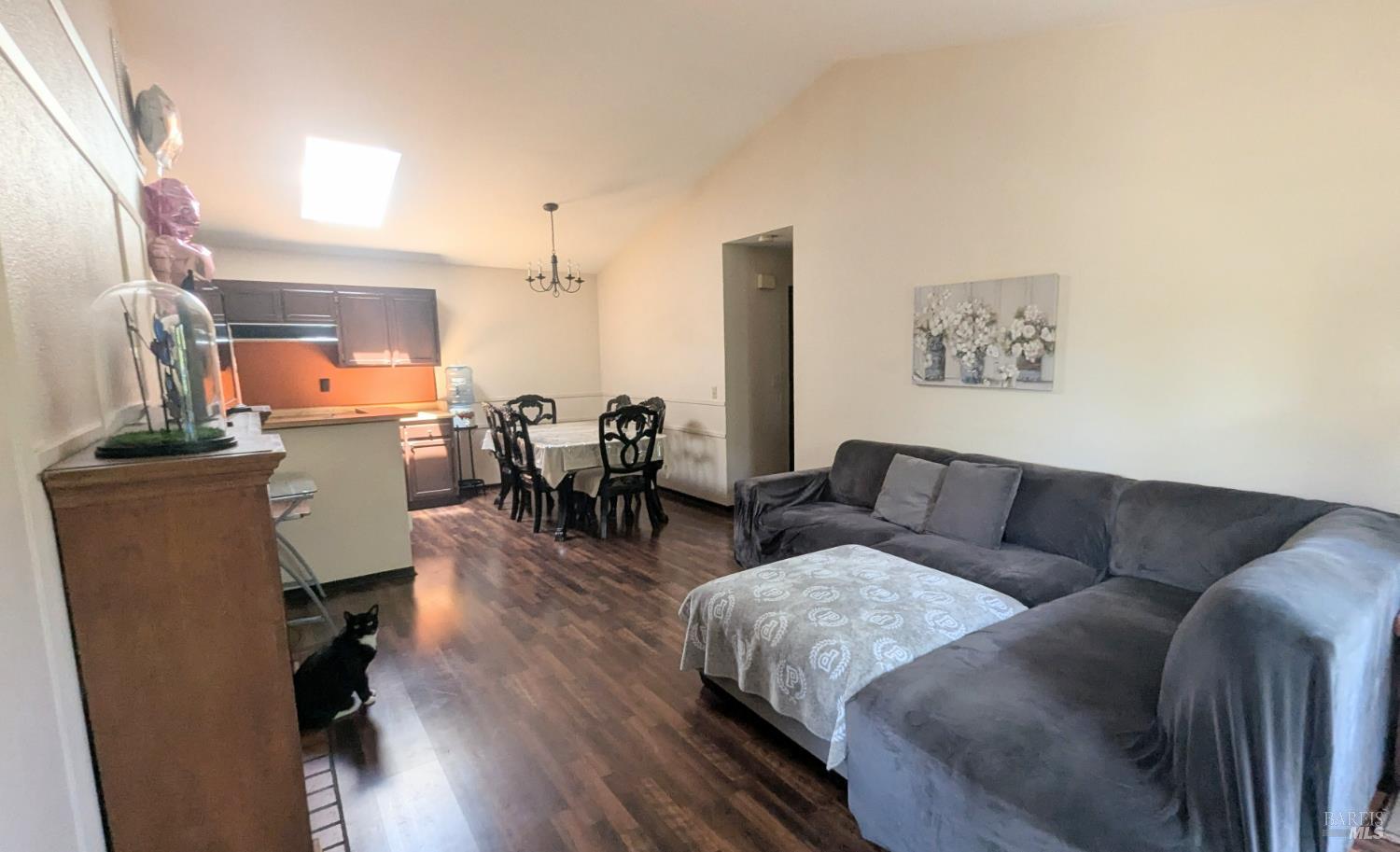 Santa Rosa, California, 95401, United States, 3 Bedrooms Bedrooms, ,2 BathroomsBathrooms,Residential,For Sale,1827098