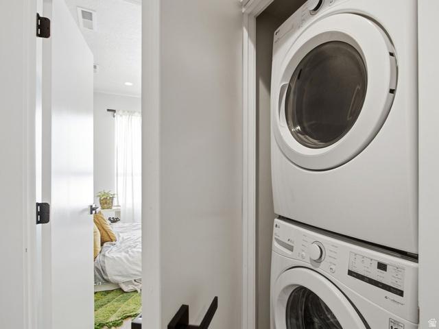 Salt Lake City, Utah, 84115, United States, 3 Bedrooms Bedrooms, ,3 BathroomsBathrooms,Residential,For Sale,1998699