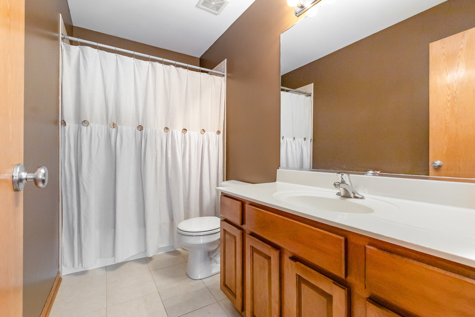 New Lenox, Illinois, 60451, United States, 4 Bedrooms Bedrooms, ,4 BathroomsBathrooms,Residential,For Sale,1983658