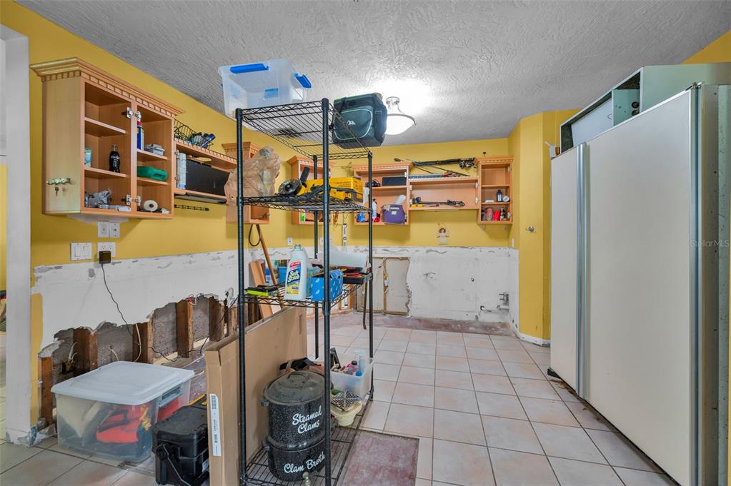 St Petersburg, Florida, 33707, United States, 2 Bedrooms Bedrooms, ,2 BathroomsBathrooms,Residential,For Sale,1926167