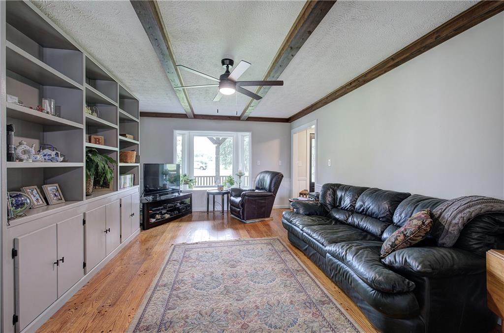 Adairsville, Georgia, 30103, United States, 3 Bedrooms Bedrooms, ,3 BathroomsBathrooms,Residential,For Sale,1848966