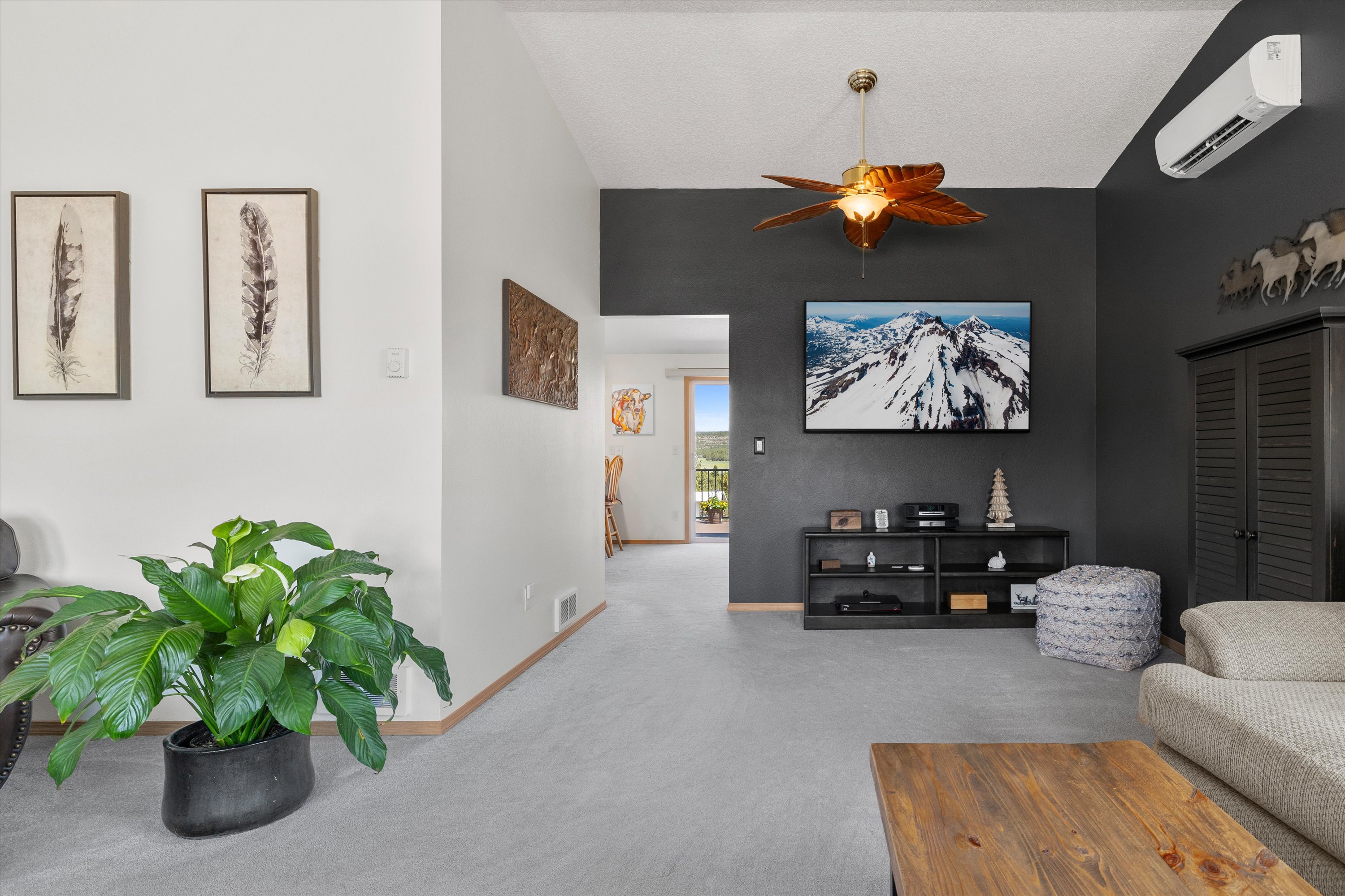 Prineville, Oregon, 97754, United States, 3 Bedrooms Bedrooms, ,2 BathroomsBathrooms,Residential,For Sale,1849917