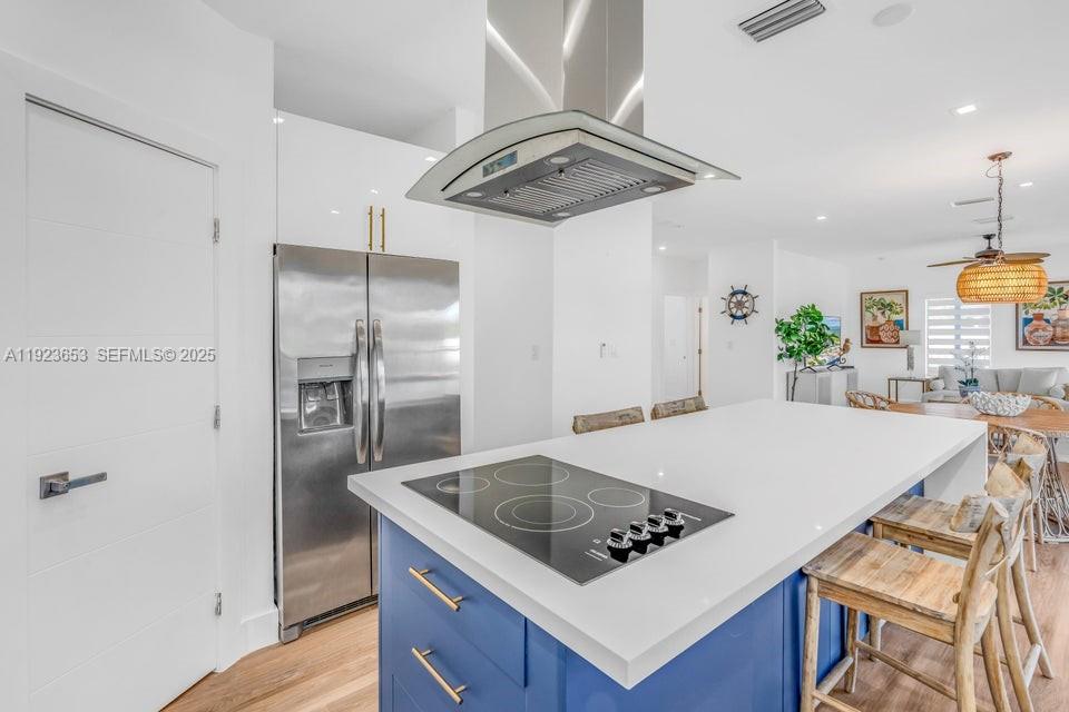 Key Largo, Florida, 33037, United States, 5 Bedrooms Bedrooms, ,3 BathroomsBathrooms,Residential,For Sale,2002061