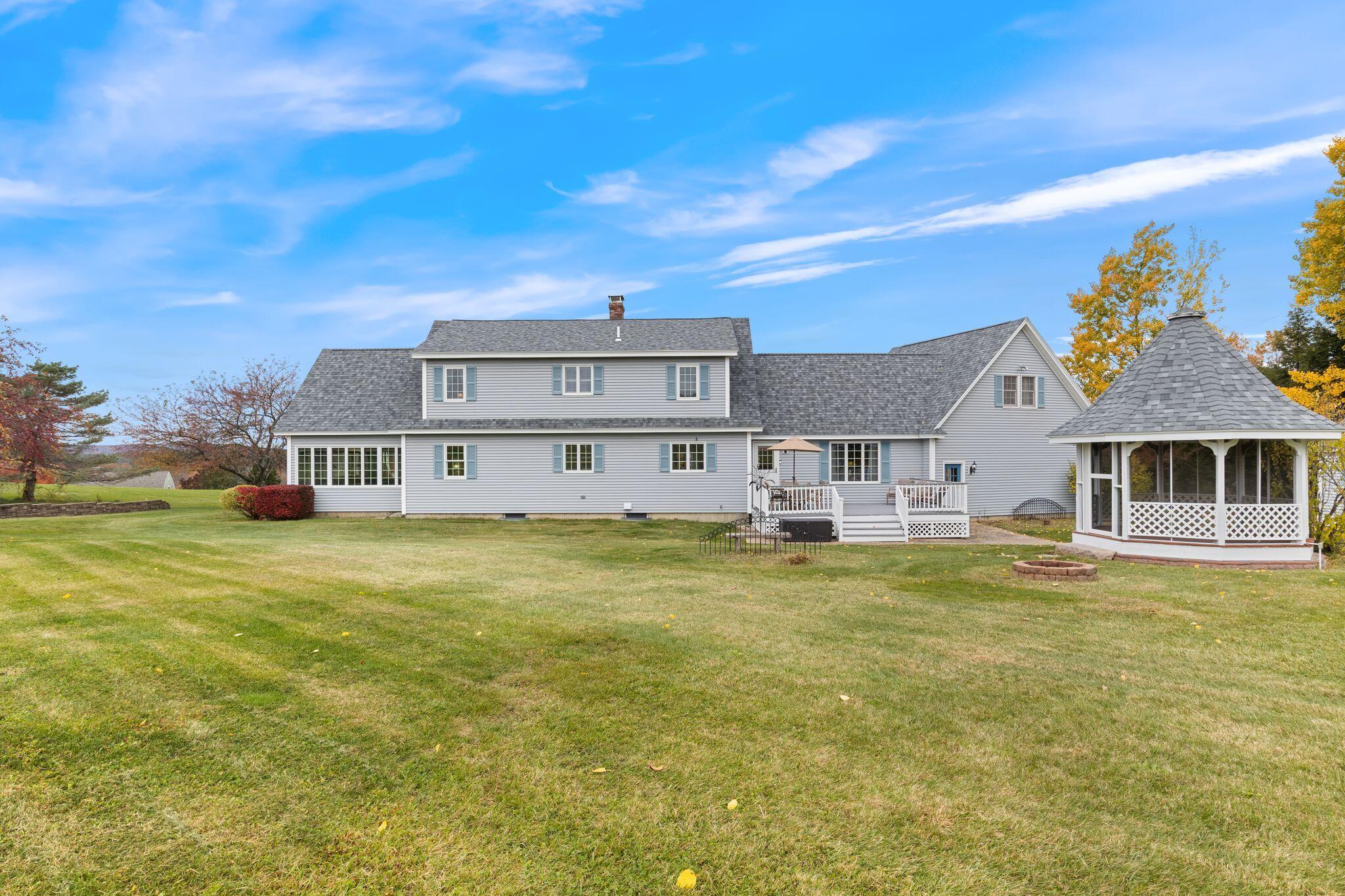 Sanford, Maine, 04083, United States, 3 Bedrooms Bedrooms, ,2 BathroomsBathrooms,Residential,For Sale,1987939