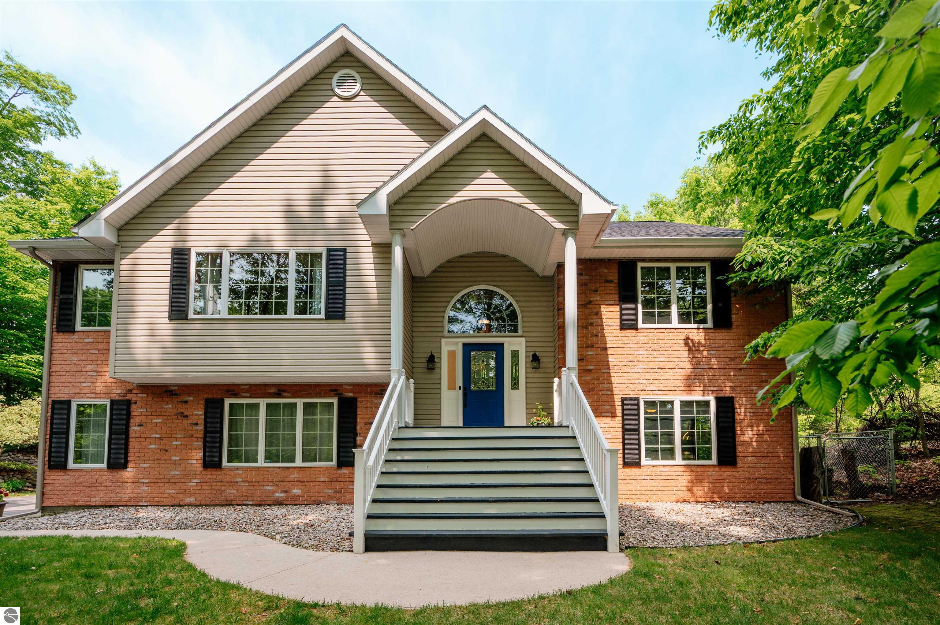 Traverse City, Michigan, 49684, United States, 4 Bedrooms Bedrooms, ,3 BathroomsBathrooms,Residential,For Sale,1850049
