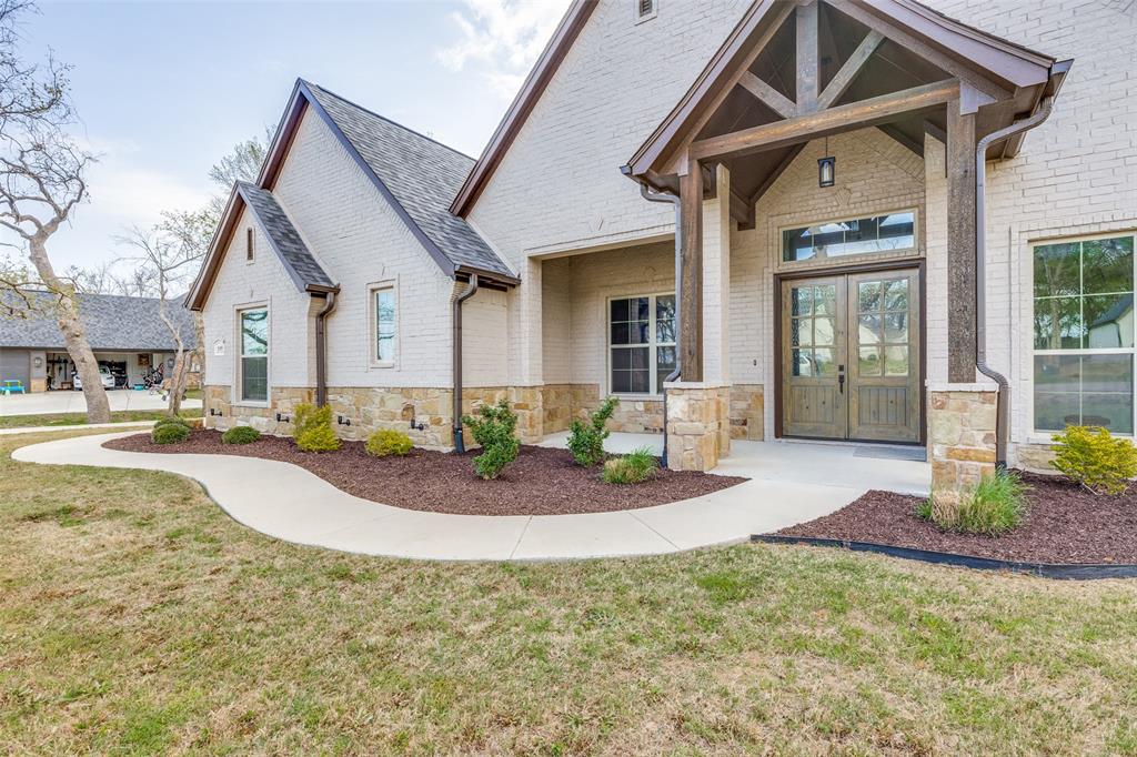 Springtown, Texas, 76082, United States, 4 Bedrooms Bedrooms, ,3 BathroomsBathrooms,Residential,For Sale,1982023