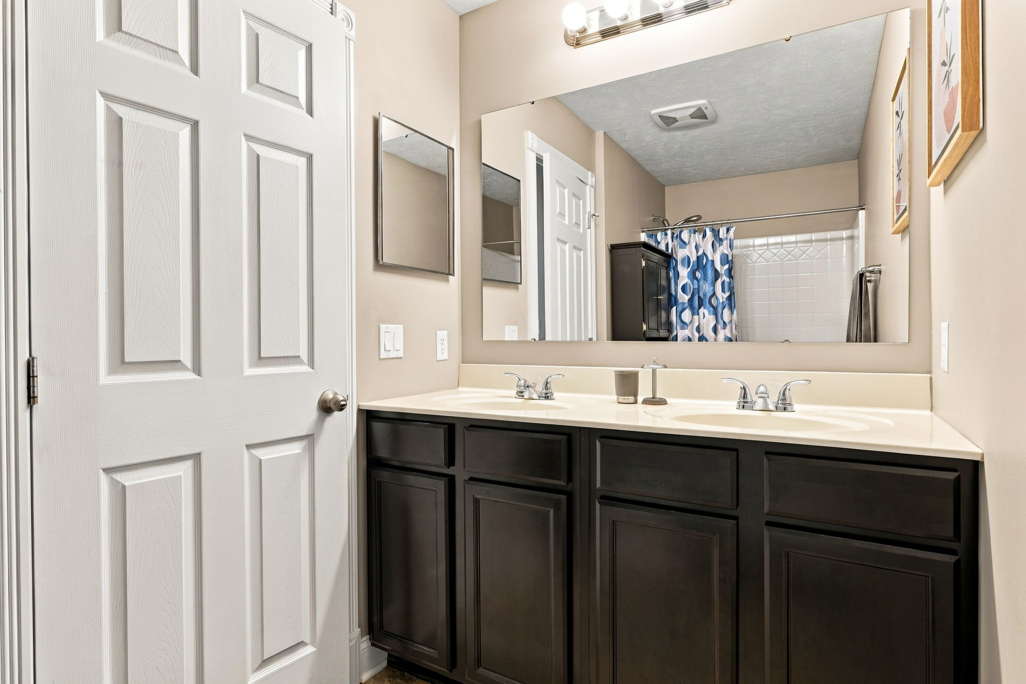  215 Horse Shoe Drive, Clinton, PA 15026 - 物件實景