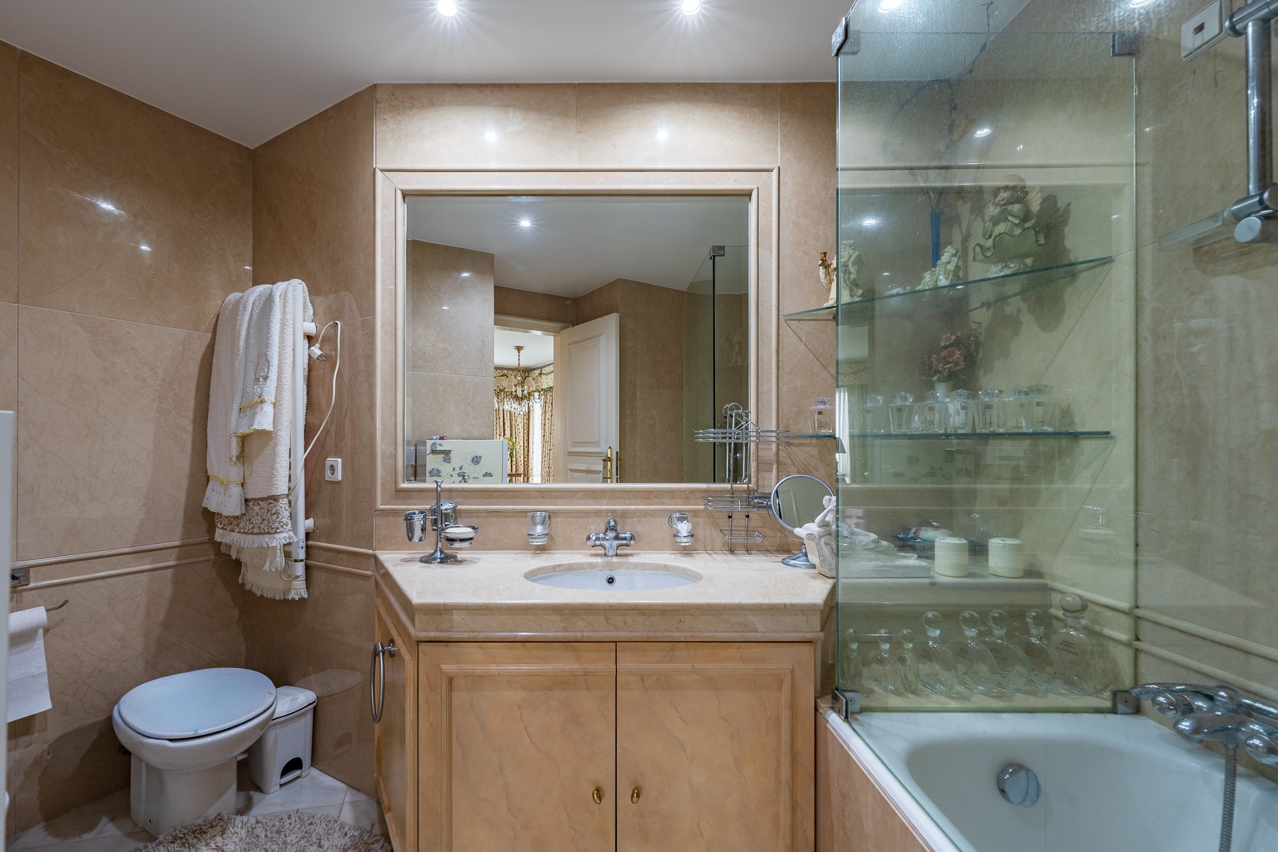  Flat, 3 bedrooms, for Sale - 物件實景