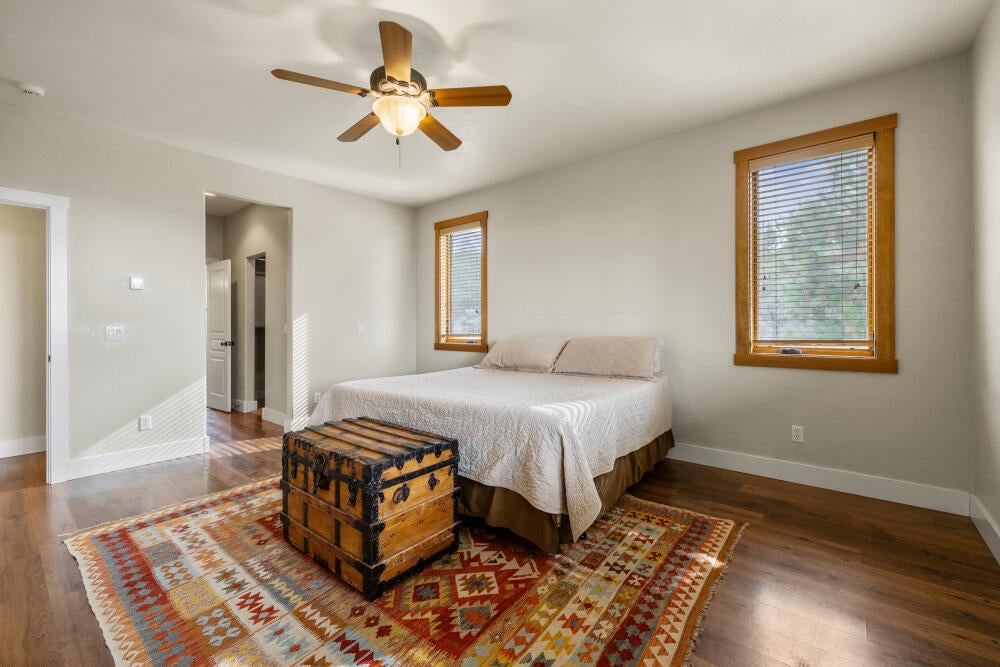 Klamath Falls, Oregon, 97601, United States, 4 Bedrooms Bedrooms, ,3 BathroomsBathrooms,Residential,For Sale,1987766