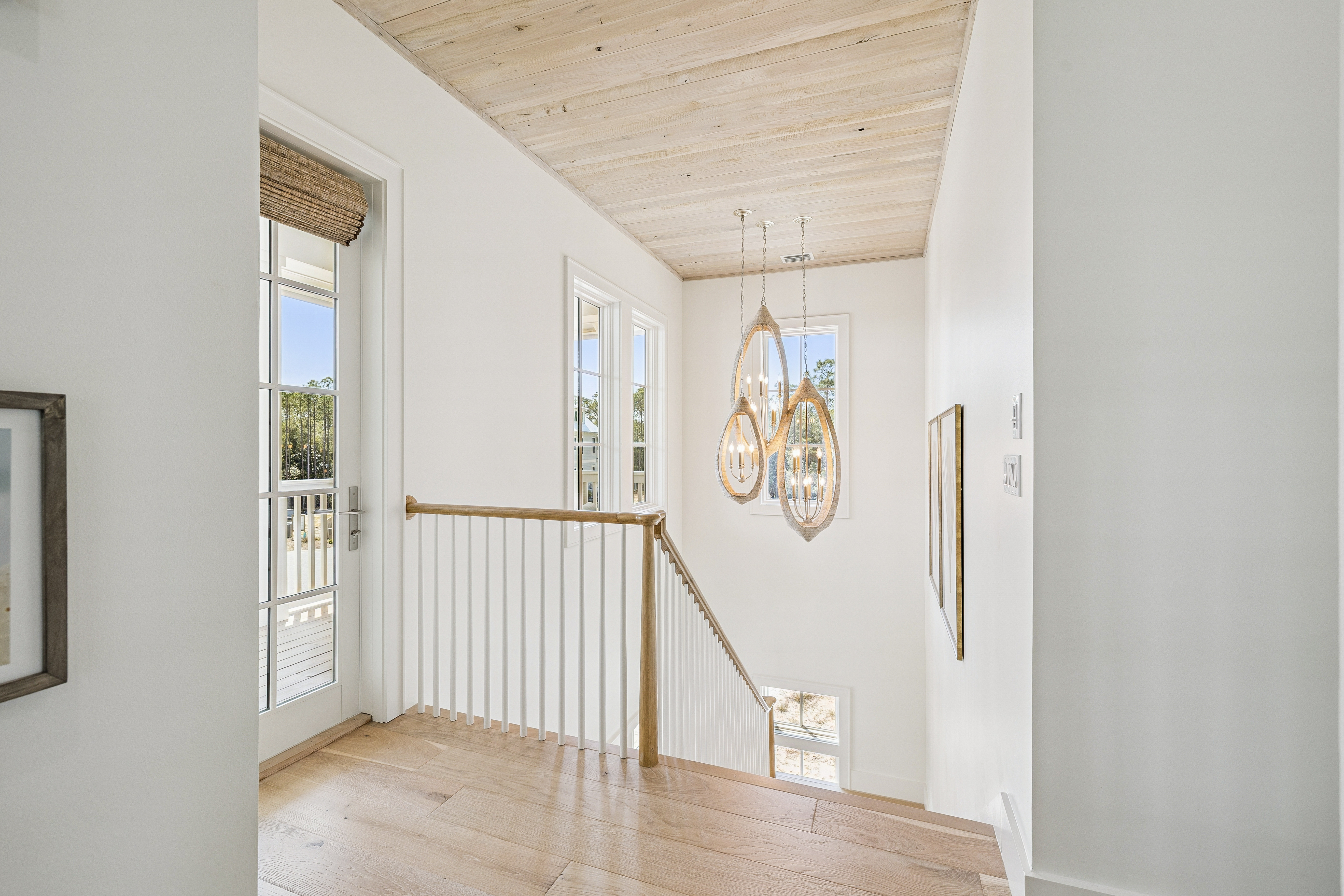  Refined Coastal Residence With Designer Interiors And Exceptional Craftsmanship - 物件實景