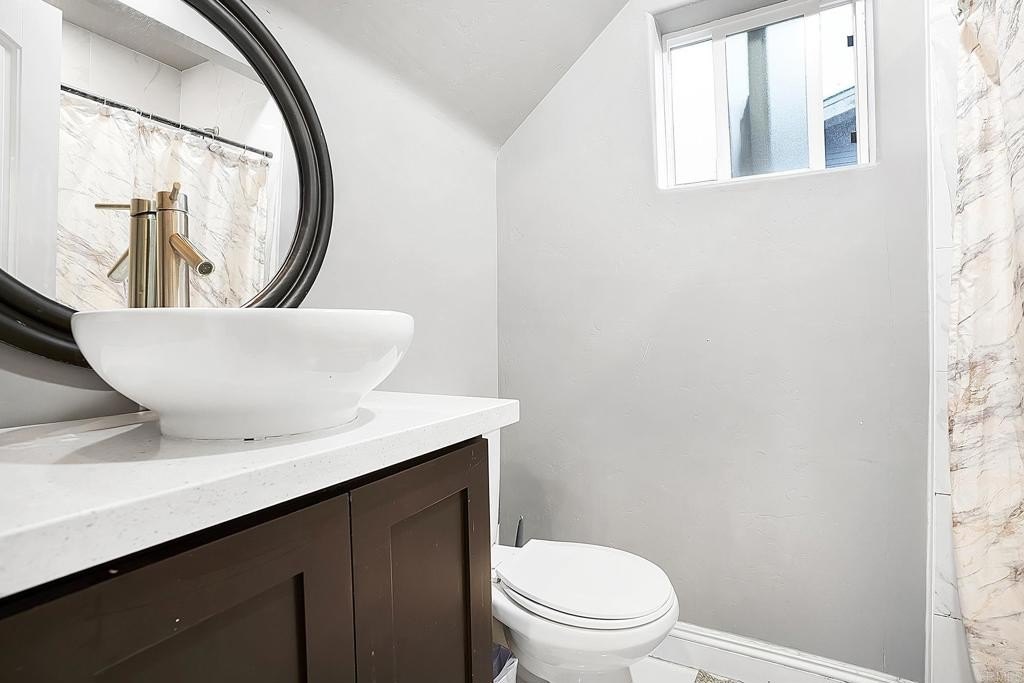 Chula Vista, California, 91911, United States, 9 Bedrooms Bedrooms, ,6 BathroomsBathrooms,Residential,For Sale,1991288