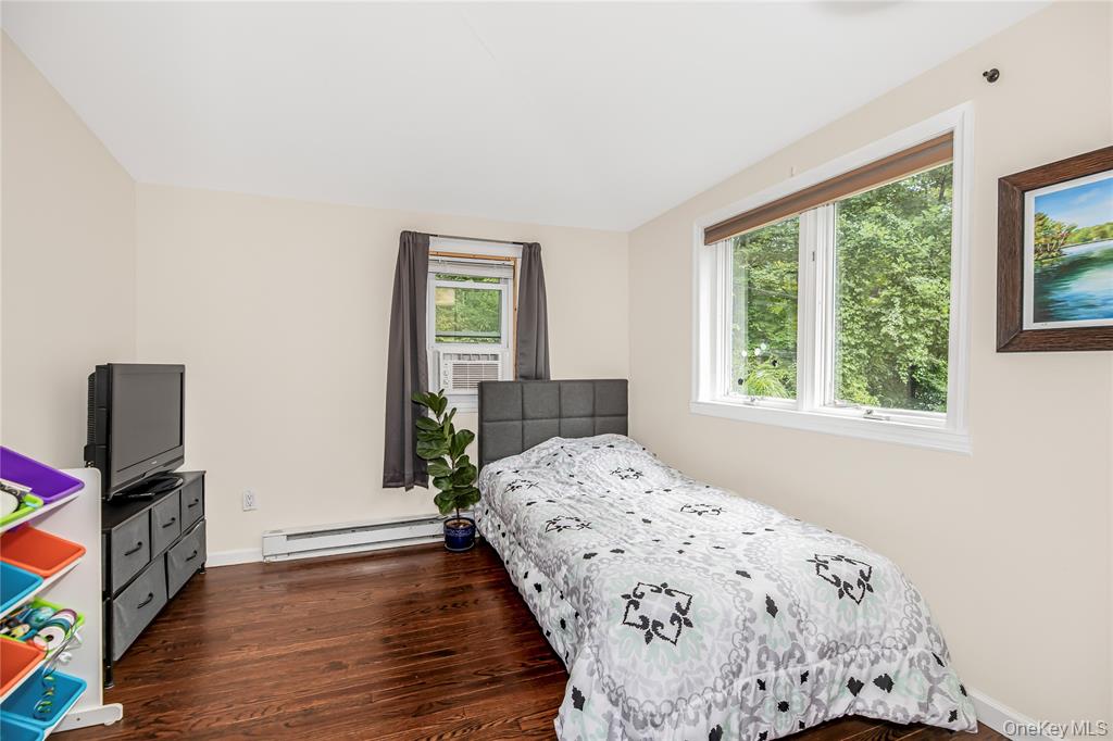 Putnam Valley, New York, 10579, United States, 3 Bedrooms Bedrooms, ,2 BathroomsBathrooms,Residential,For Sale,1974452