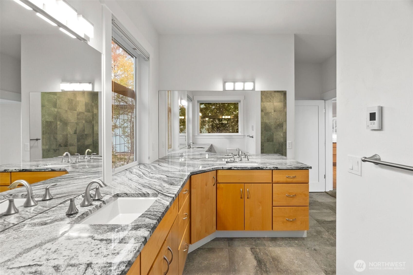 Shelton, Washington, 98584, United States, 3 Bedrooms Bedrooms, ,2 BathroomsBathrooms,Residential,For Sale,1992826