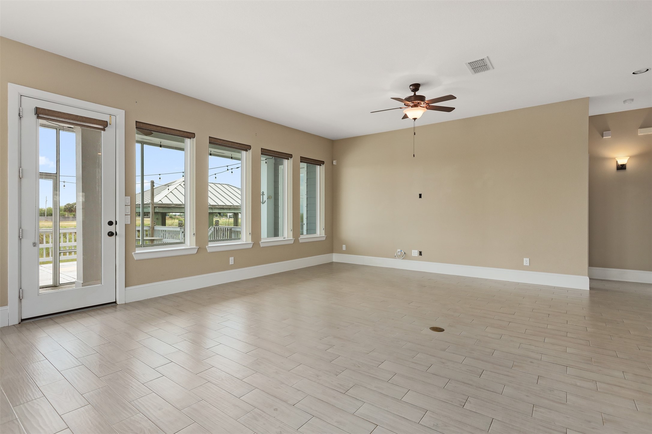 Texas City, Texas, 77590, United States, 3 Bedrooms Bedrooms, ,3 BathroomsBathrooms,Residential,For Sale,1911937