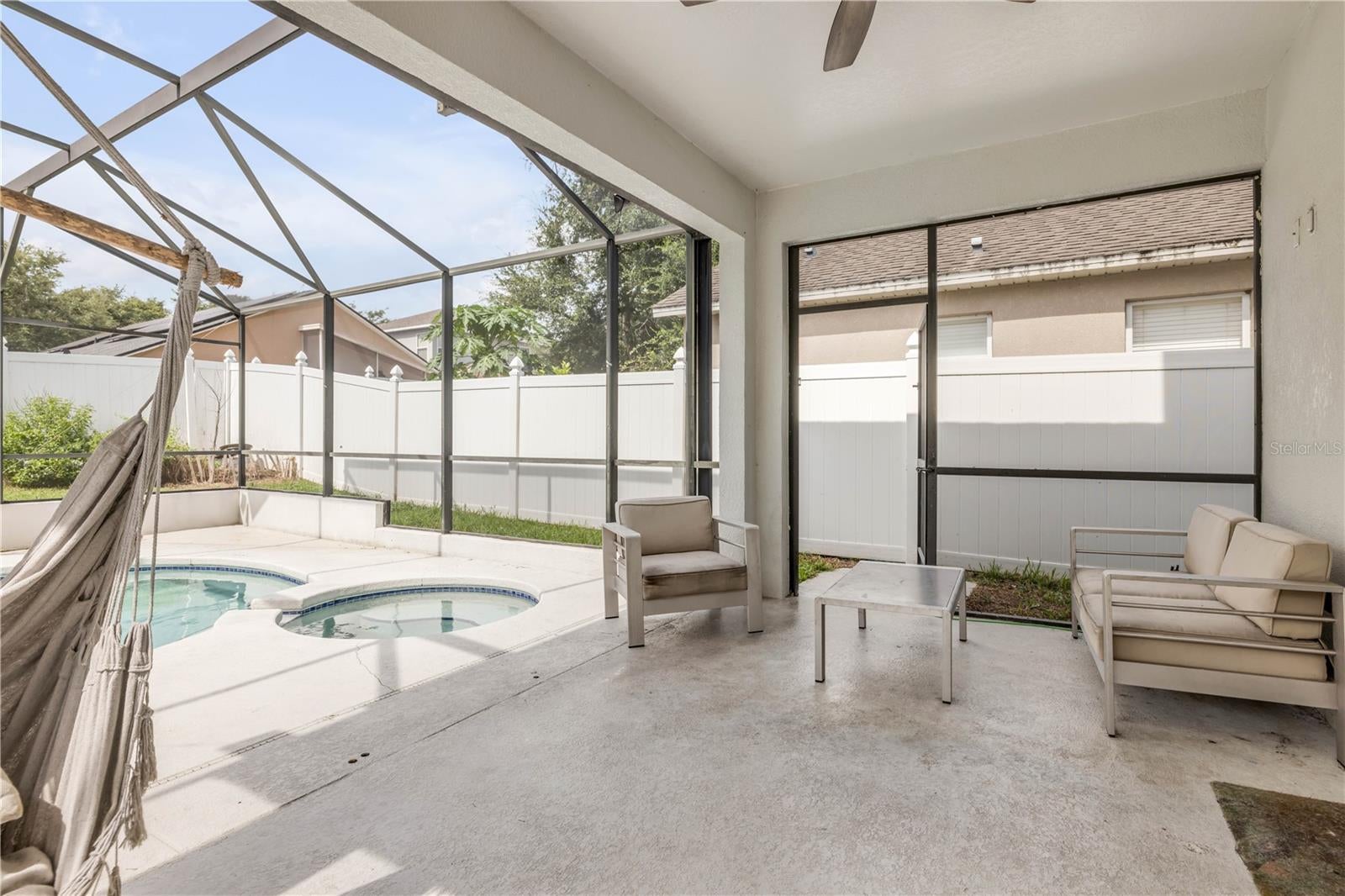 ORLANDO, Florida, 32835, United States, 4 Bedrooms Bedrooms, ,3 BathroomsBathrooms,Residential,For Sale,1885339