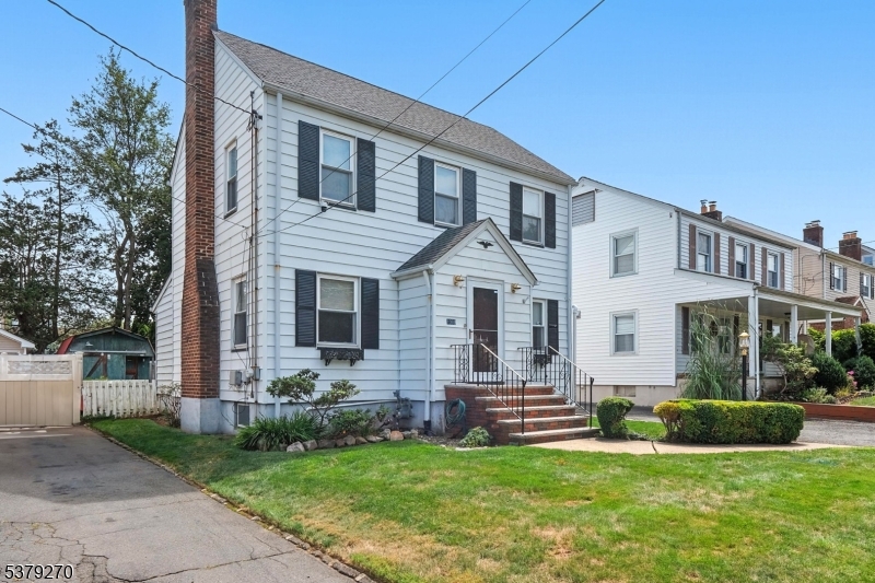 Union Twp., New Jersey, 07083, United States, 3 Bedrooms Bedrooms, ,2 BathroomsBathrooms,Residential,For Sale,1924647