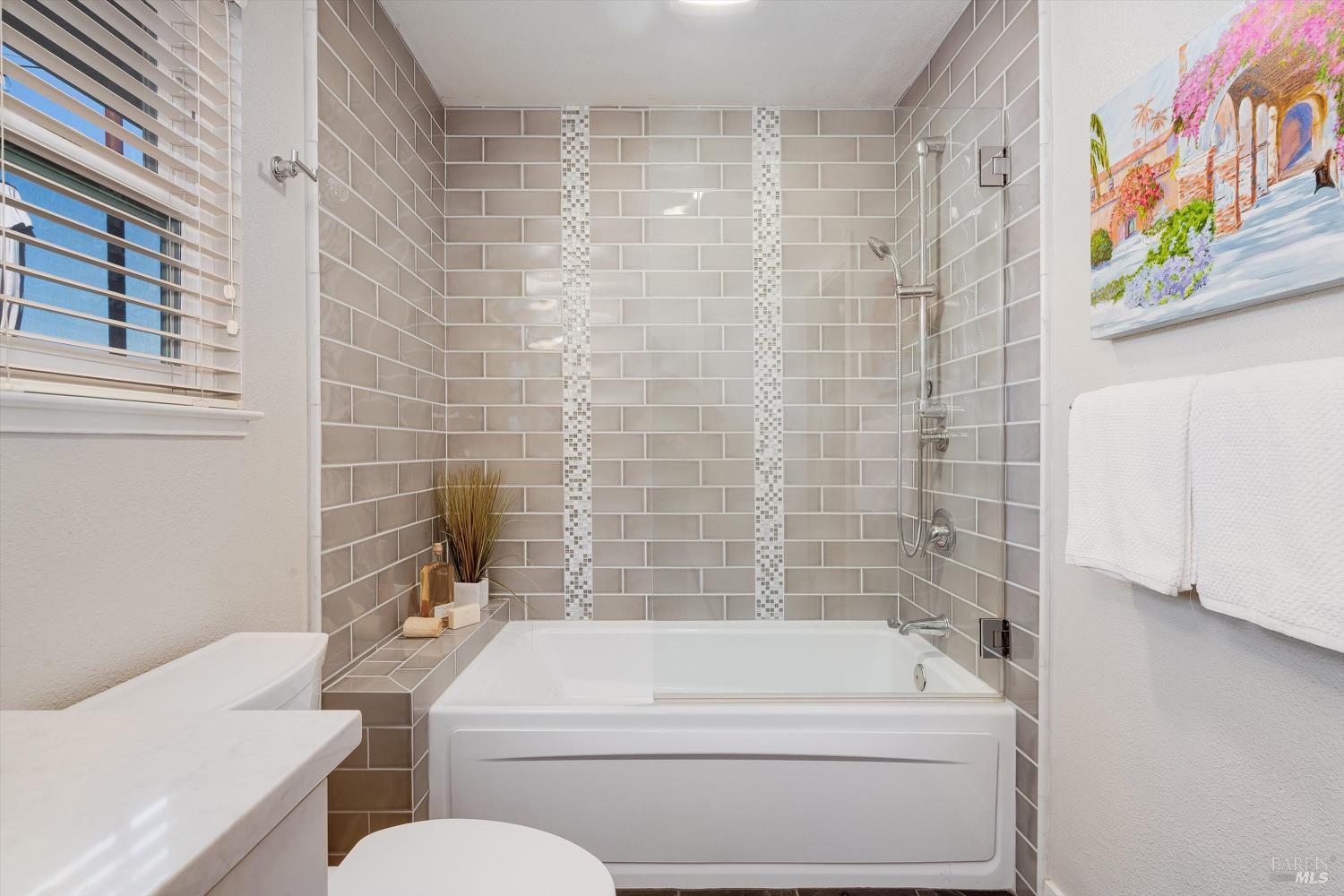 Napa, California, 94559, United States, 3 Bedrooms Bedrooms, ,2 BathroomsBathrooms,Residential,For Sale,2000781