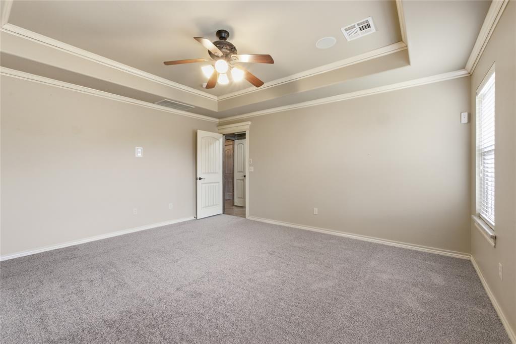 Mustang, Oklahoma, 73064, United States, 4 Bedrooms Bedrooms, ,4 BathroomsBathrooms,Residential,For Sale,1966333