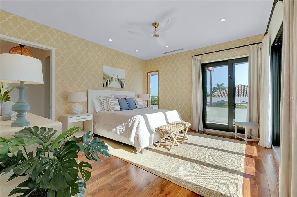 Sarasota, Florida, 34236, United States, 5 Bedrooms Bedrooms, ,6 BathroomsBathrooms,Residential,For Sale,1994803